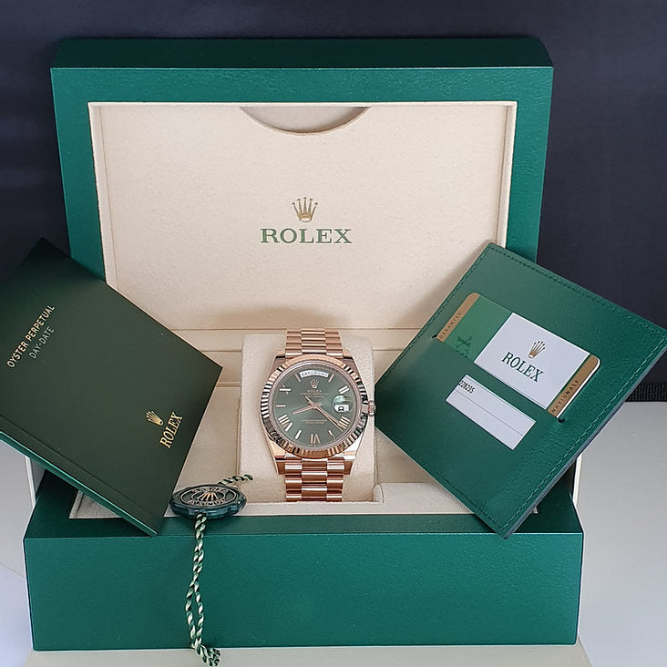 DayDate40RoseGold228235OliveDial5