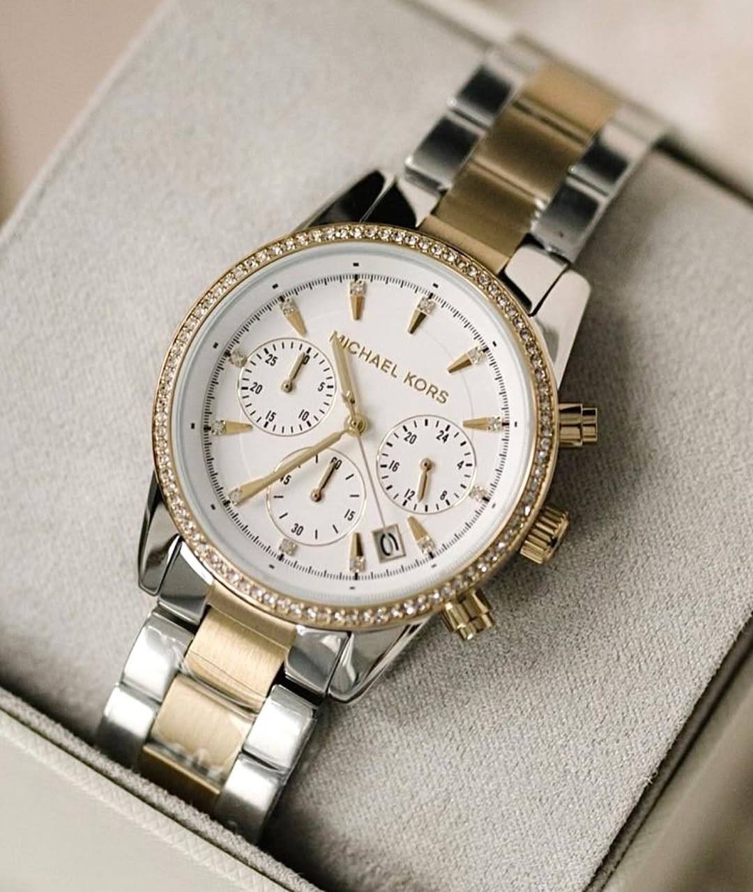 Mais uma novidade maravilhosa Relogio Michael Kors modelo MK6474 bicolor com um design super 3