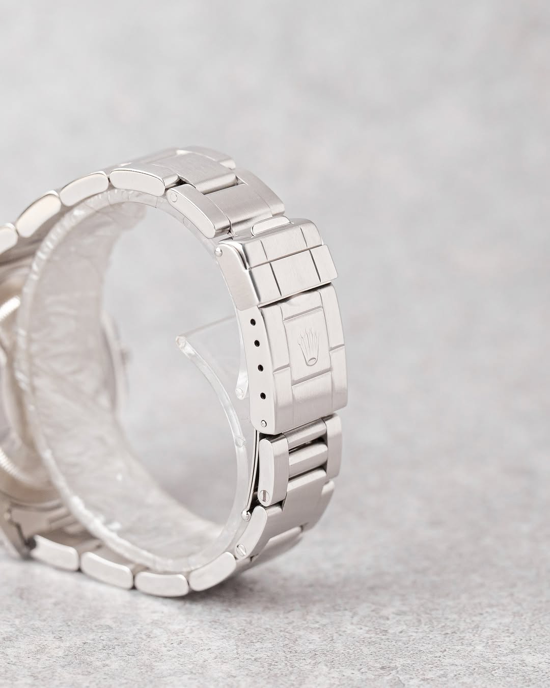 Rolex Explorer II fond blanc