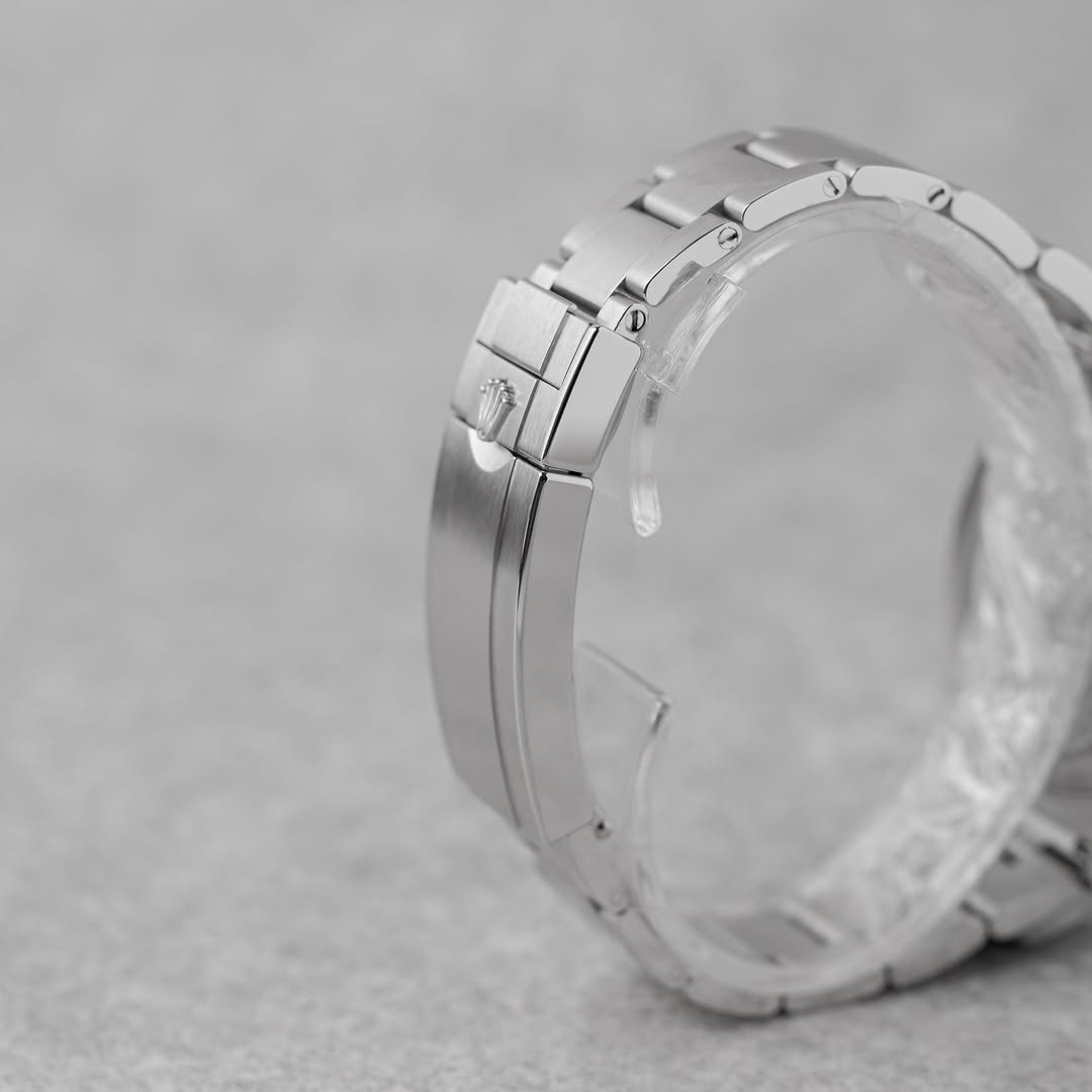 ROLEX SUBMARINER DATE "HULK"