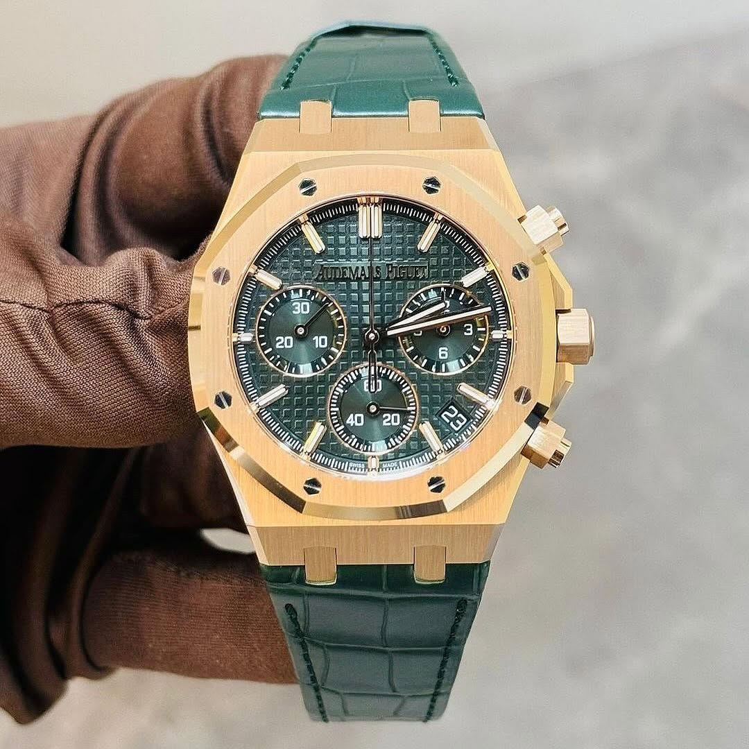 Audemars Piguet Royal Oak Chronograph // 26240OR
