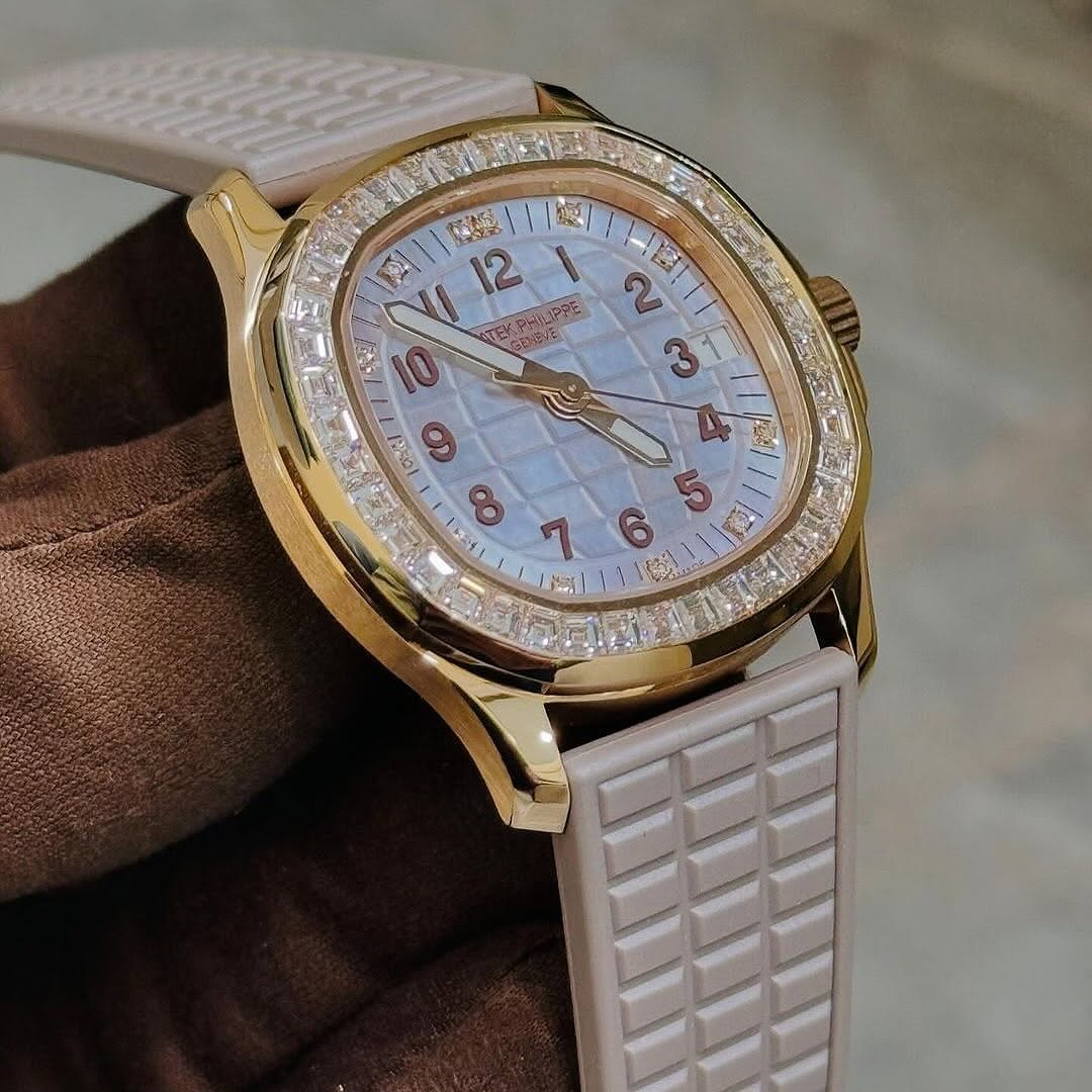 Patek Philippe Aquanaut Luce Haute Joaillerie // 5072R – The Essence of Radiant Femininity