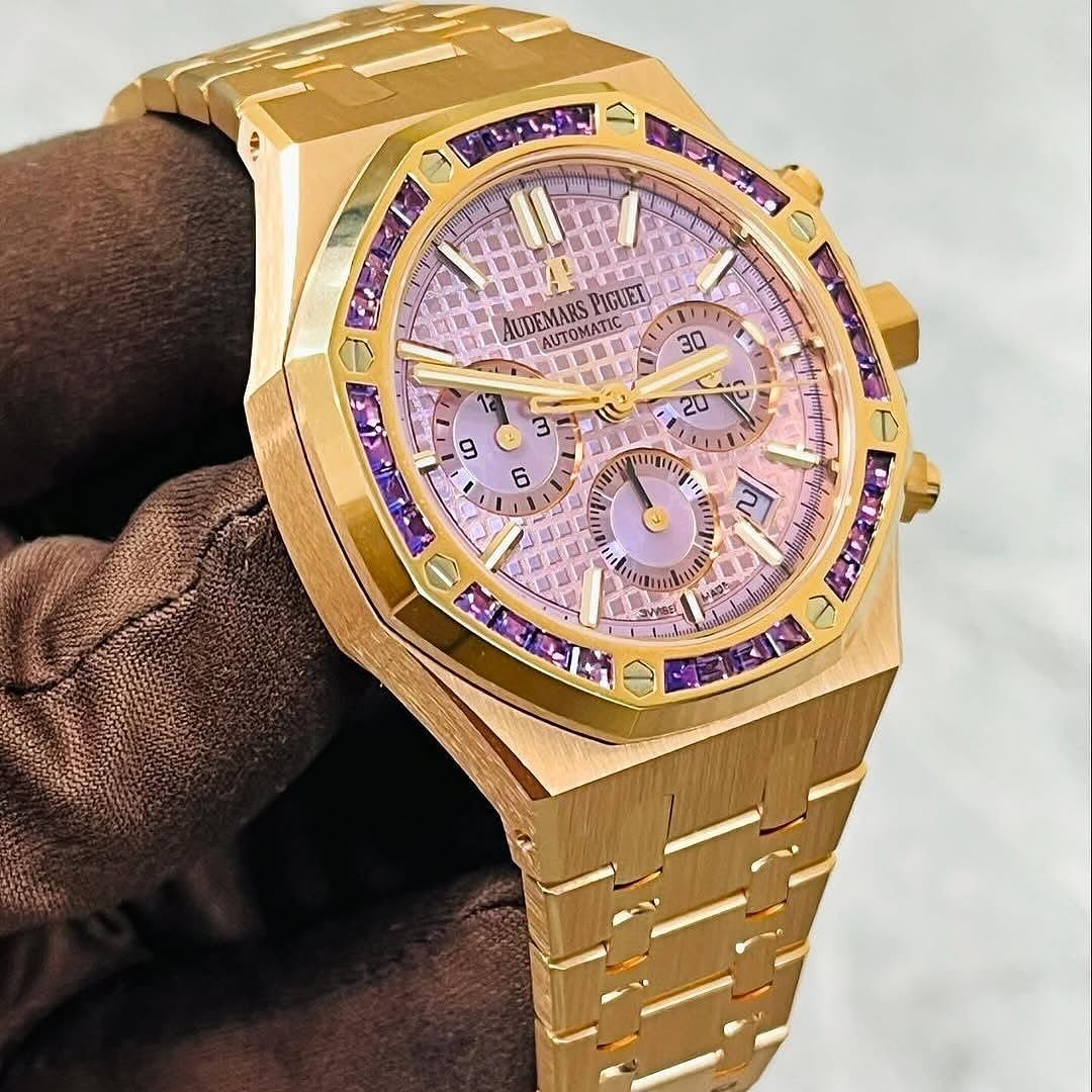 Audemars Piguet Royal Oak Chronograph // 26319OR.AY.1256OR – A Symphony in Rose Gold and Amethyst