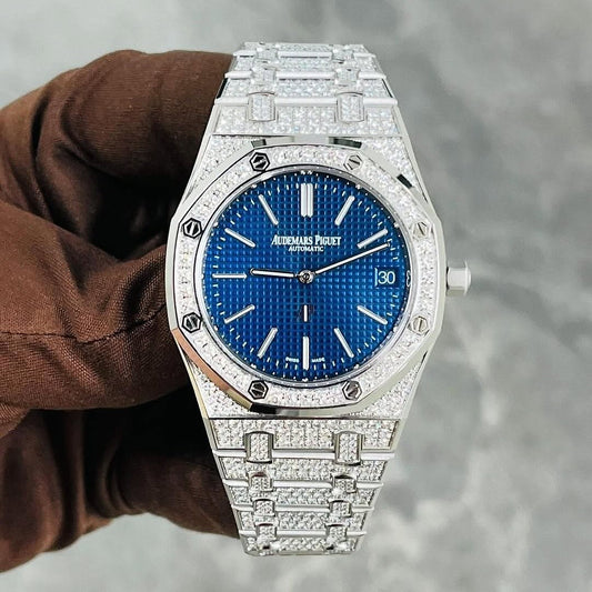 Audemars Piguet Royal Oak Jumbo // 16202BC.ZZ.1241BC.02 – A Dazzling Icon of Modern Majesty