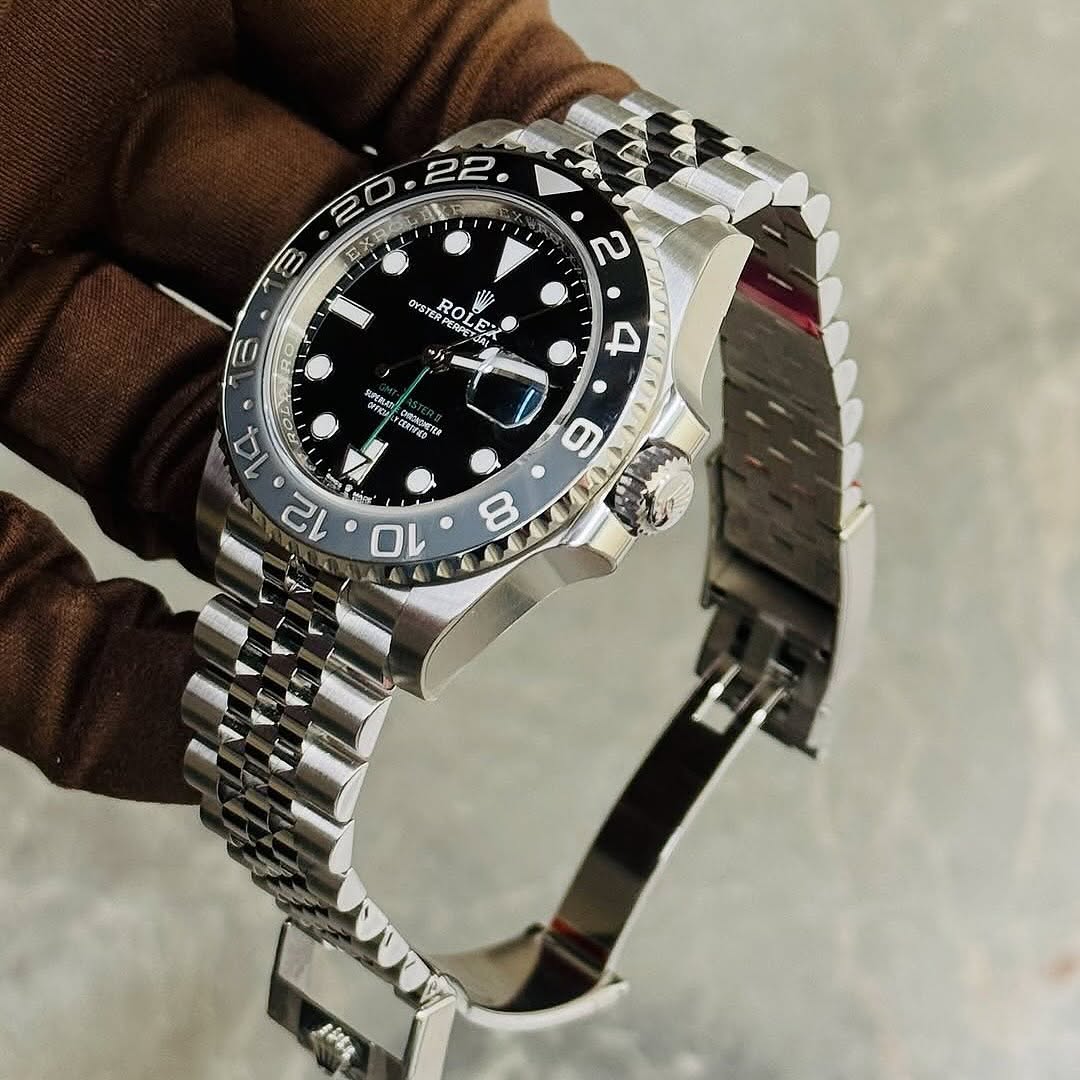Rolex GMT-Master II “Bruce Wayne” // 126710GRNR – The Dark Sophistication of Dual Time