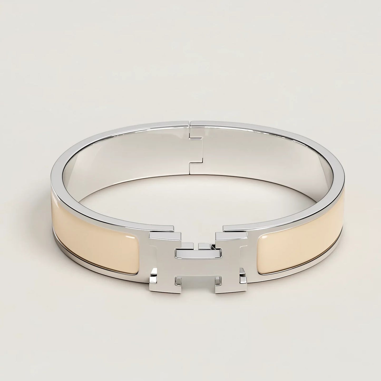clic h bracelet 700001FP85 front wm 1 0 0 800 800 g jpg