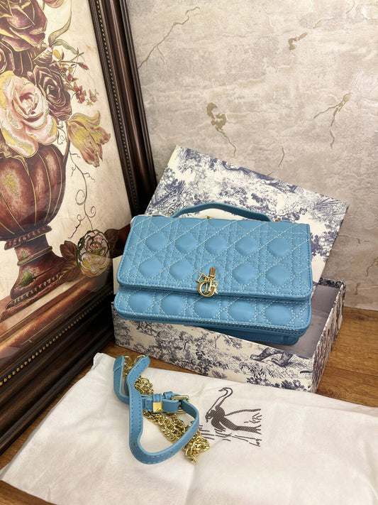 Sac Dior bleu ciel