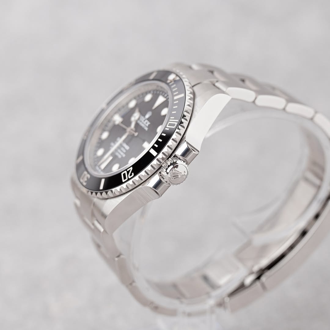 Rolex submariner no date fond noir
