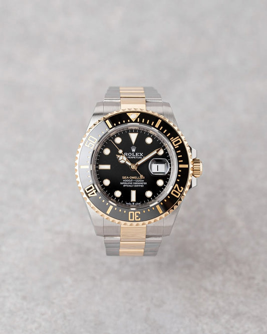 Rolex Sea-Deweller fond noir
