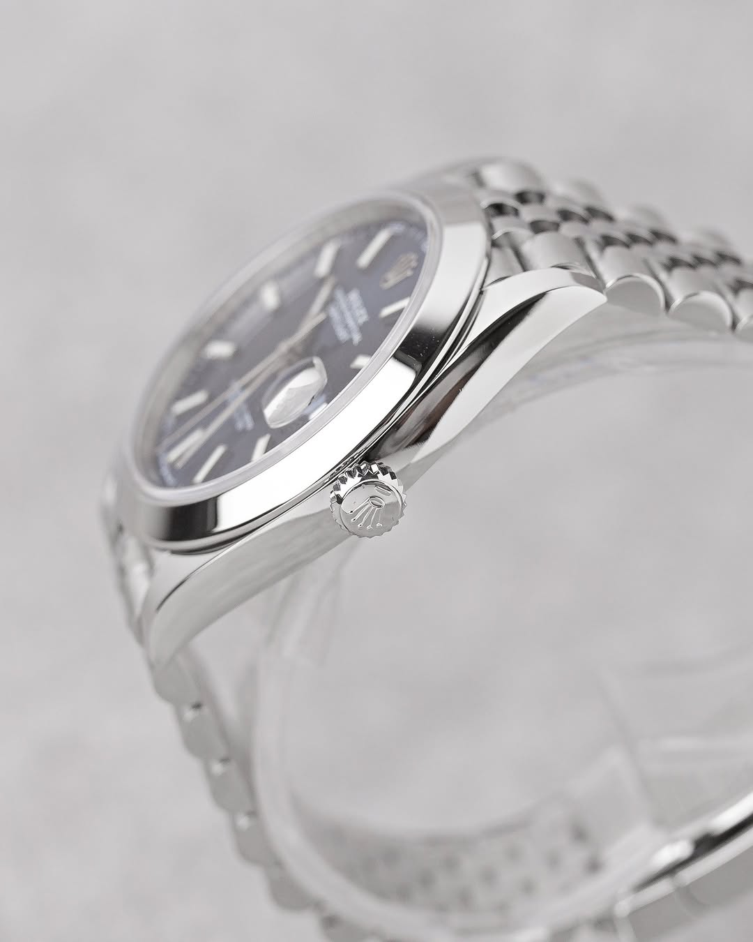 Rolex datejuste 41mm fond bleu jubilée