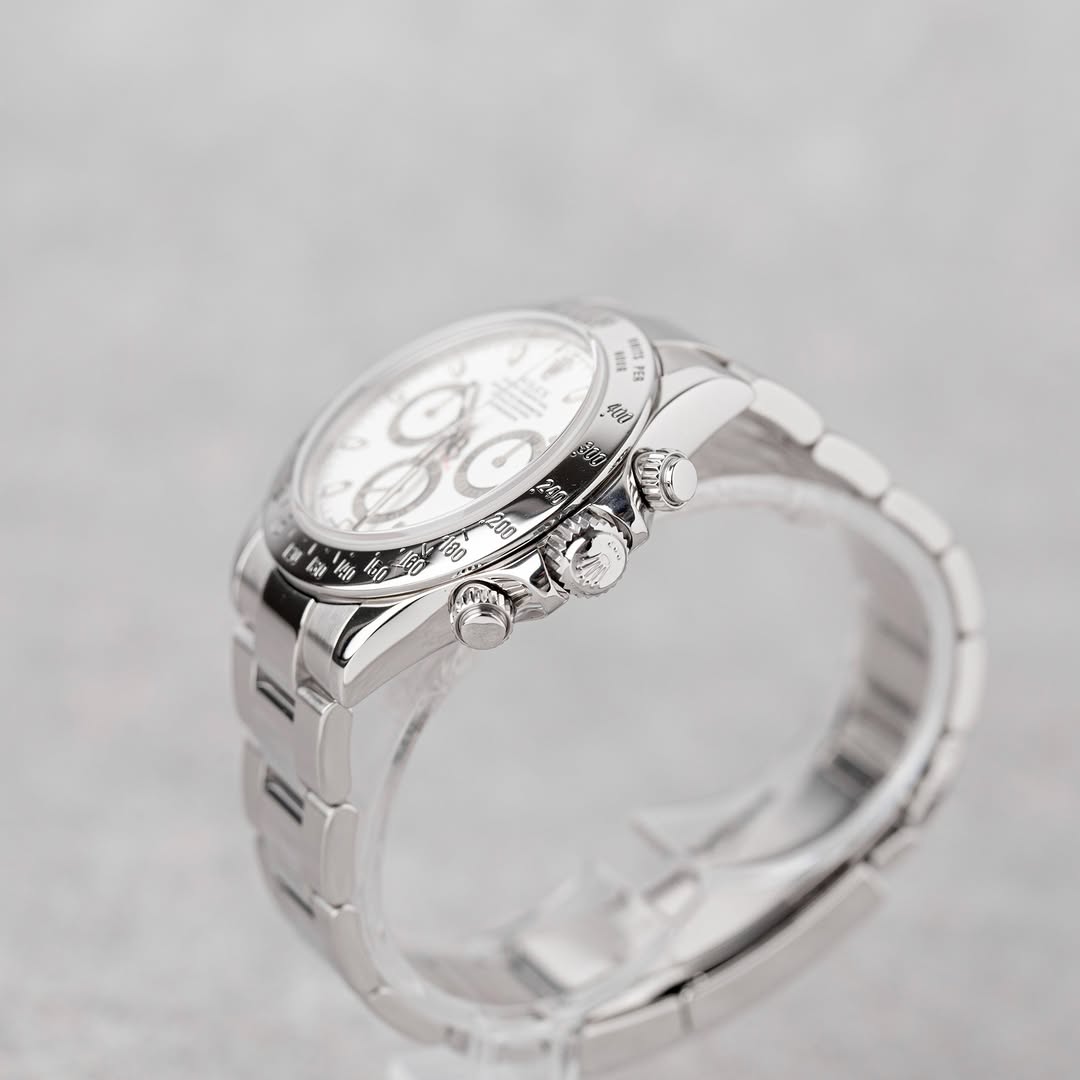 Rolex Daytona fond blanc