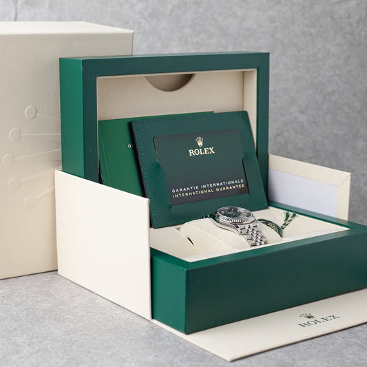 ROLEX DATEJUST 31mm GREEN MINT