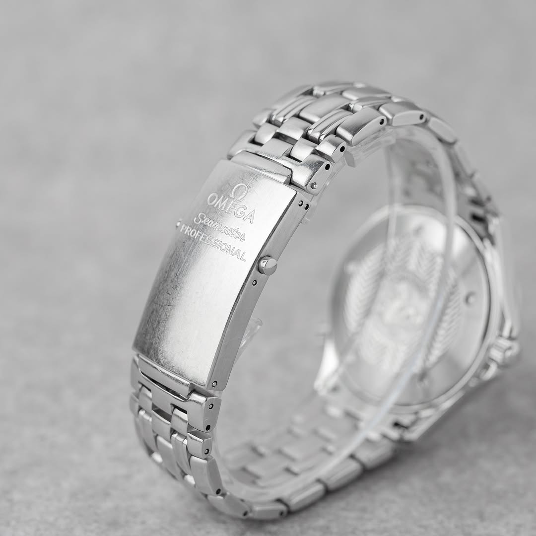 OMEGA SEAMASTER DIVER 300M Professional