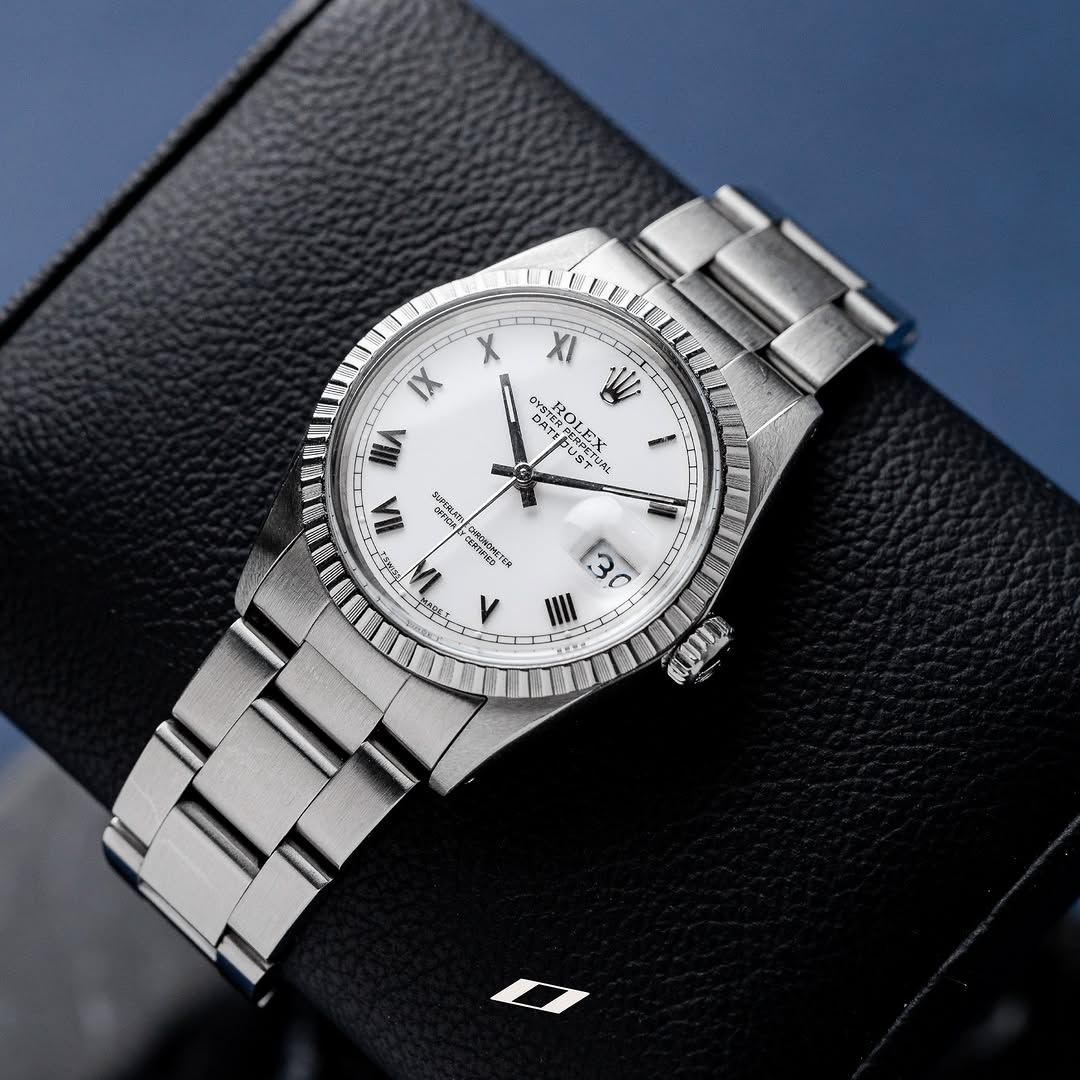 ROLEX DATEJUST 36mm fond blanc
