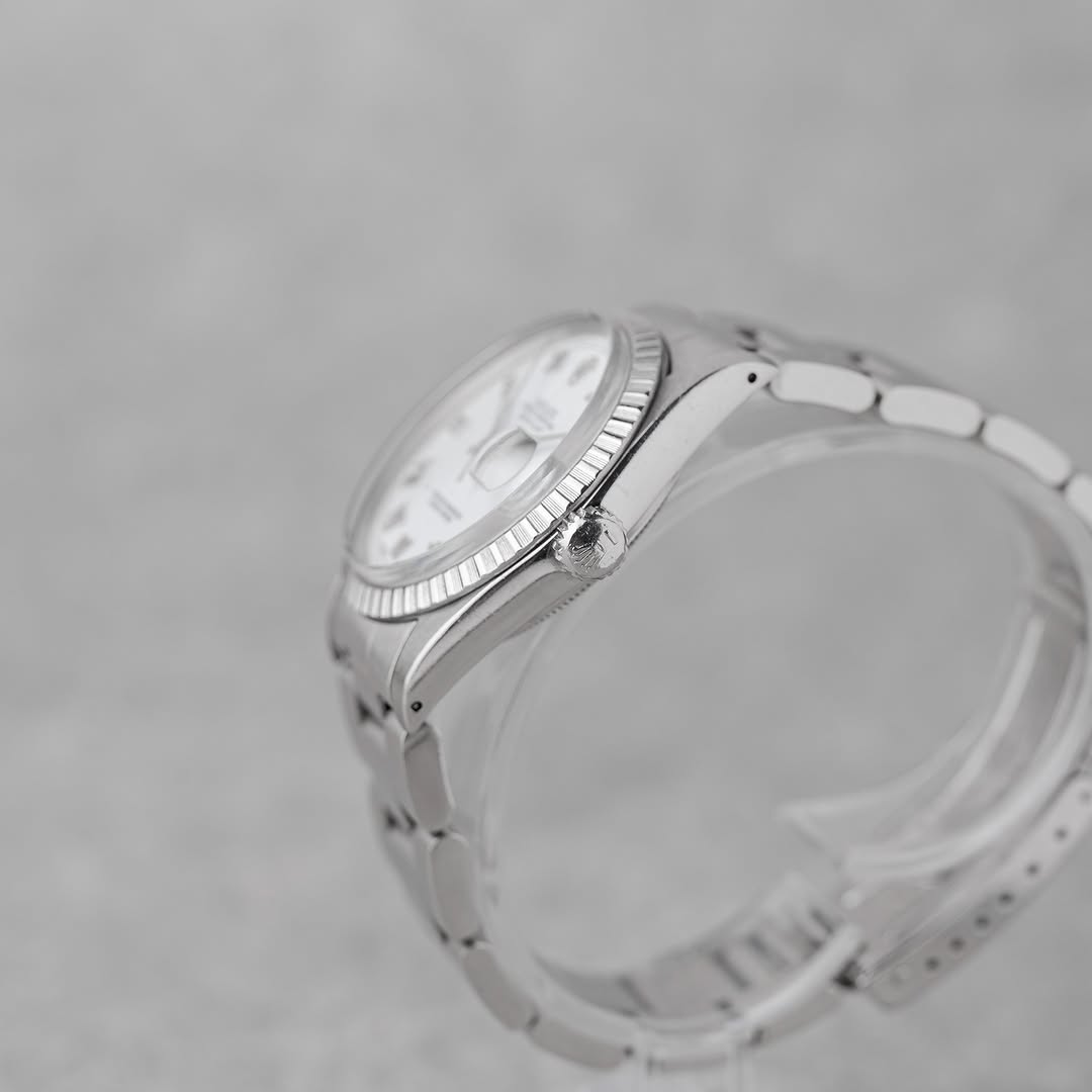 ROLEX DATEJUST 36mm fond blanc