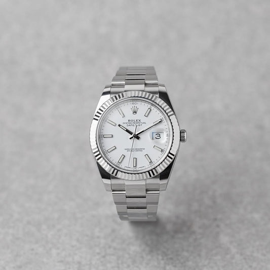 ROLEX DATEJUST 41mm fond blanc