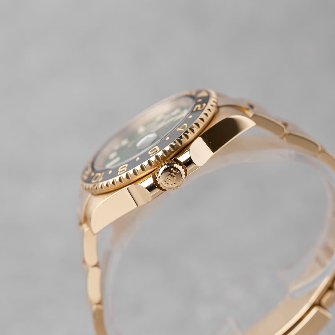 ROLEX GMT-MASTER II "GREEN MONEY DIAL"