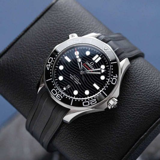 OMEGA SEAMASTER DIVER 300M BLACK DIAL
