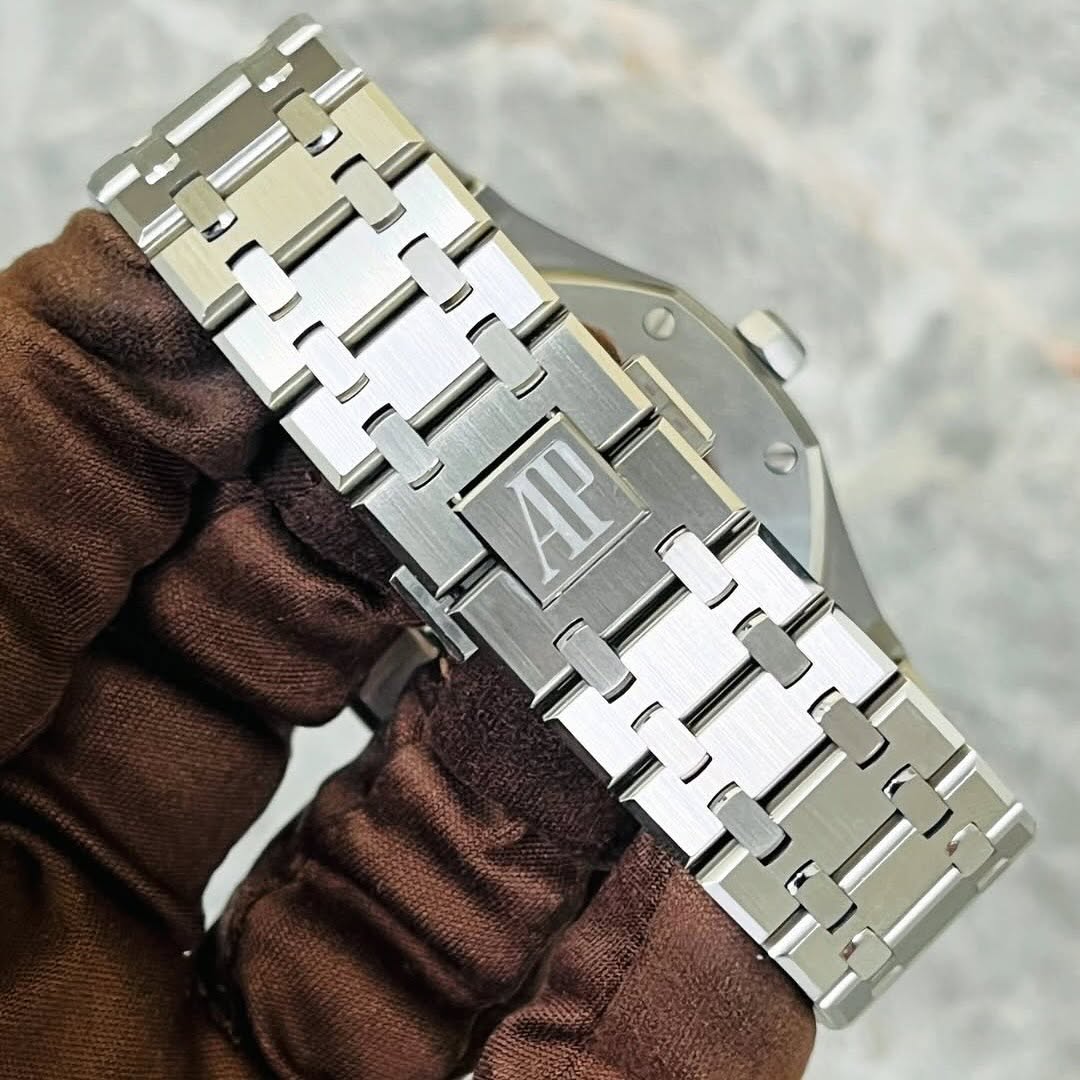 Audemars Piguet Royal Oak Openworked // 15407ST