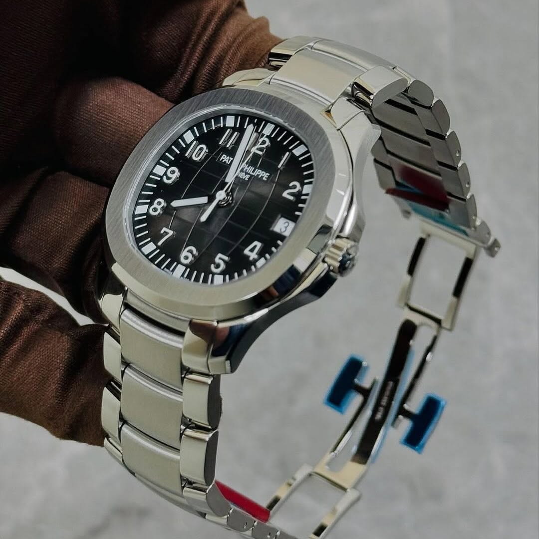 Patek Philippe Aquanaut // 5167A-1A – Sporty Refinement with Iconic Heritage