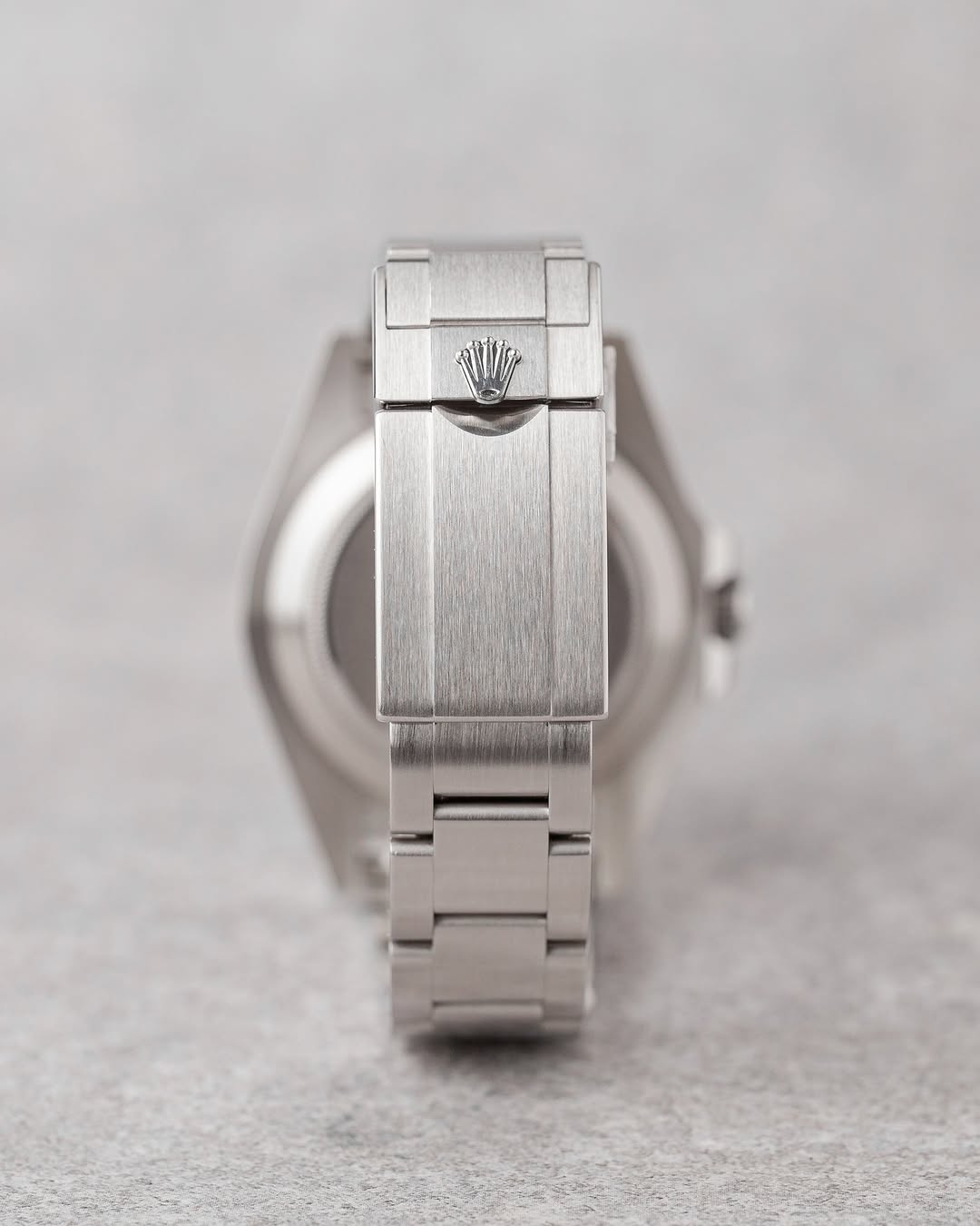 Rolex explorer II fond vert
